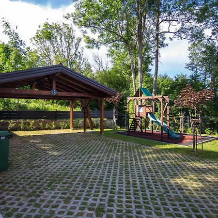 Macaklin Apartman